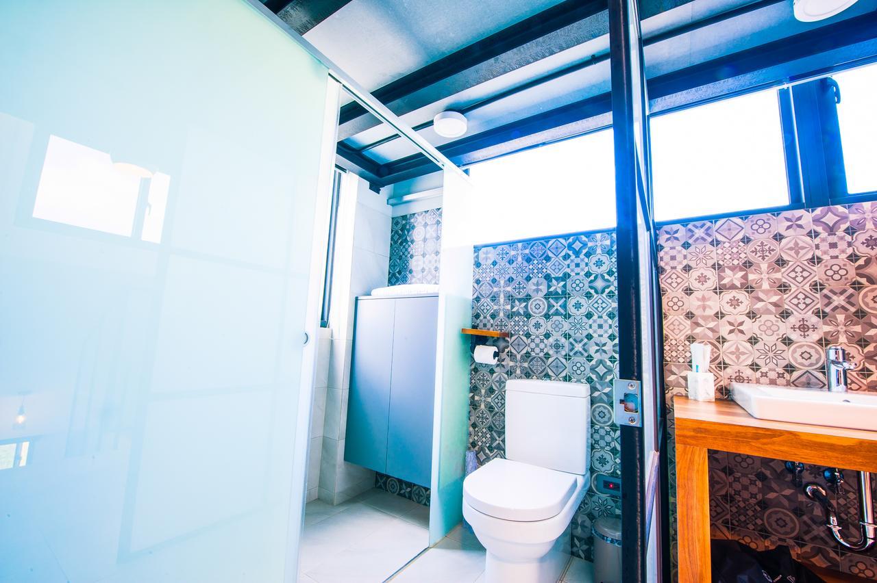 Pathway Inn Манонг Екстериор снимка